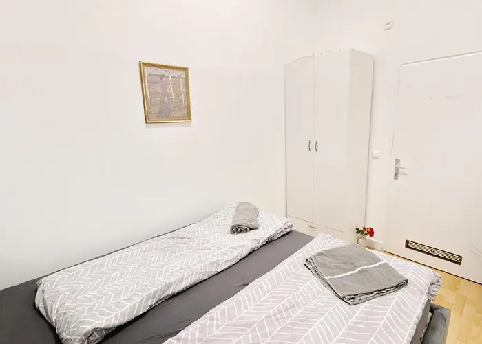 Comfortable In Lugner City Area Проживание в семье *